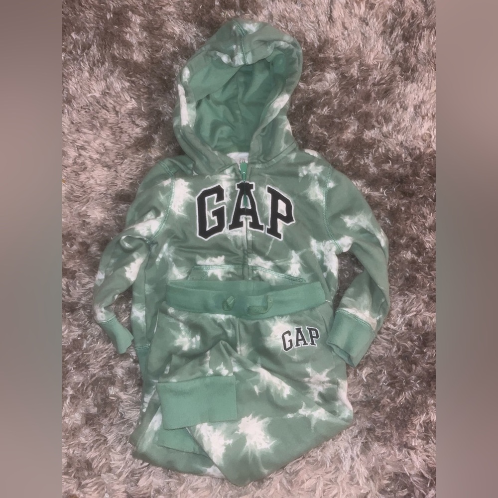 Toddler 3t gap sweatsuit